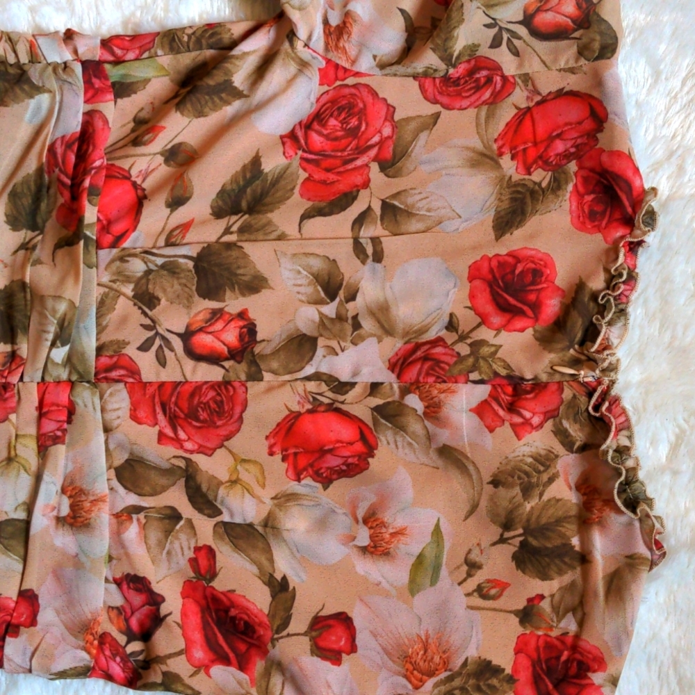 Dress - Picture 6 of 7